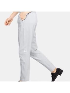 UNDER ARMOUR Women's UA STORM
Squad 2.0 size S